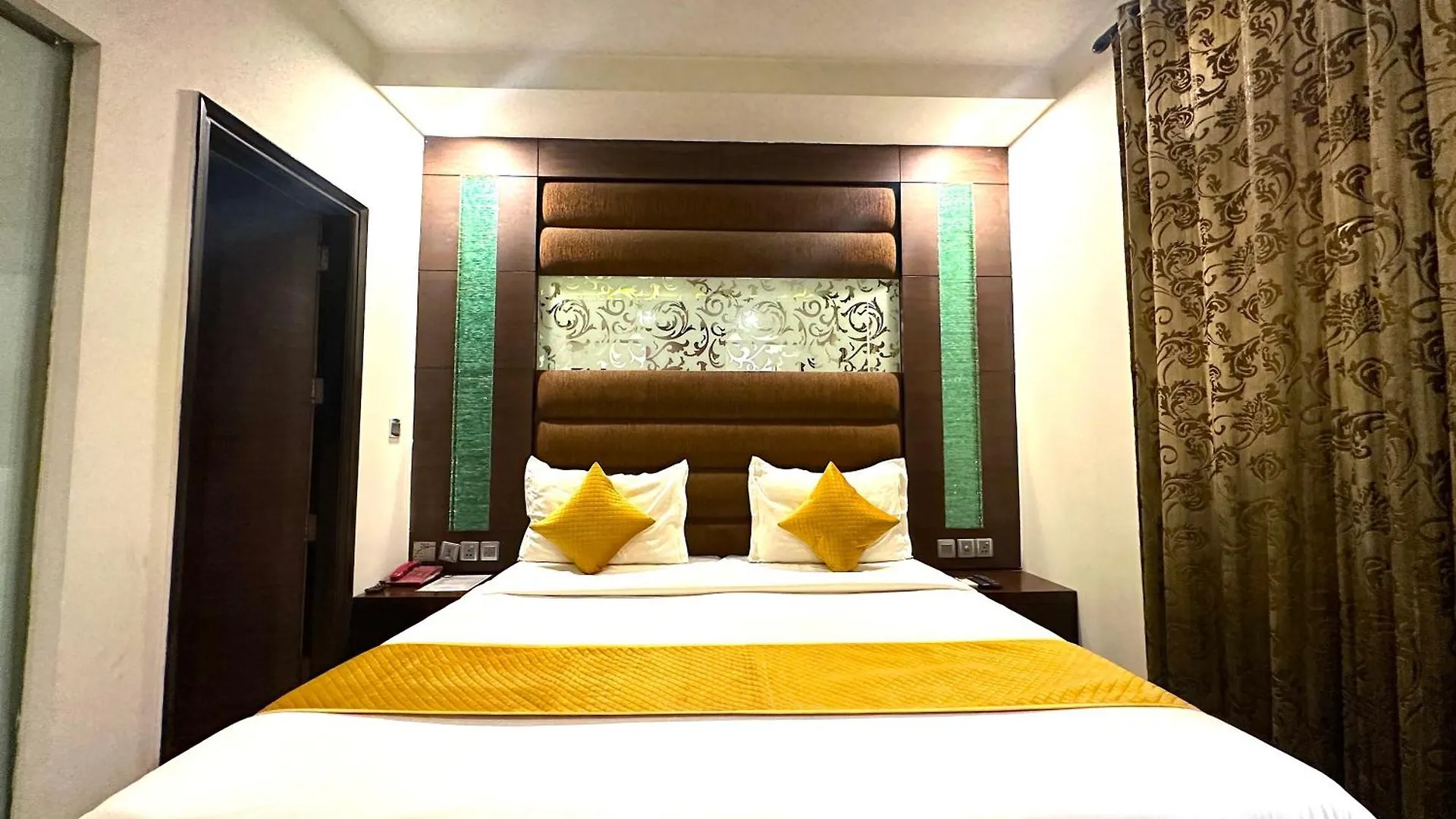 فندق Stay At Good Time - Close To Karol Bagh Metro Station And City Centre دلهي