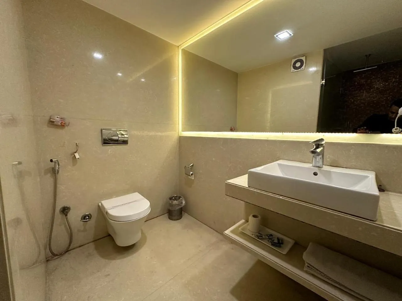 Stay At Good Time - Close To Karol Bagh Metro Station And City Centre دلهي